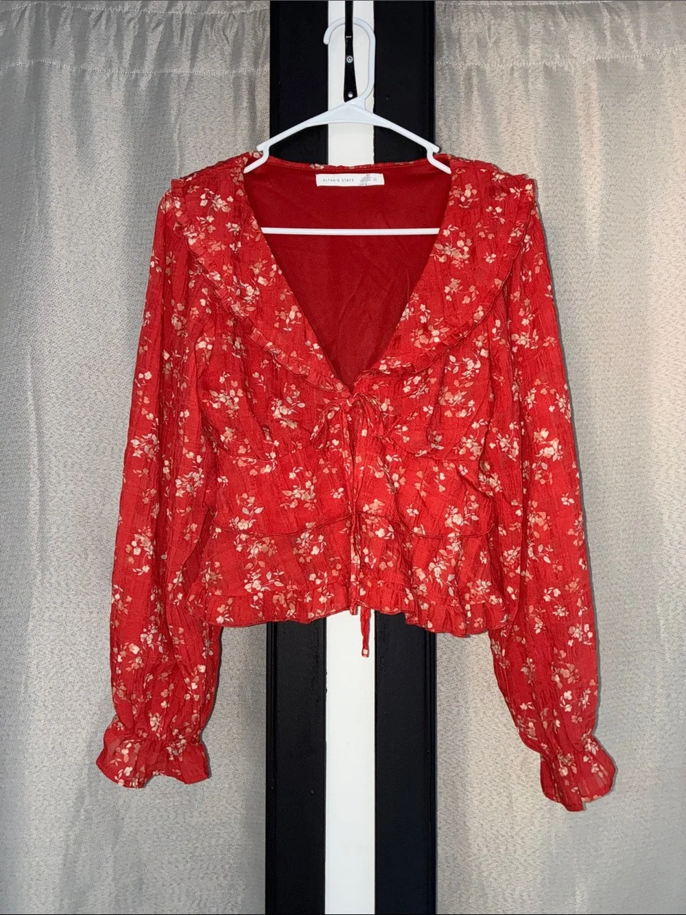 Altar’d State - Floral Ruffle Blouse - Picture 2 of 6